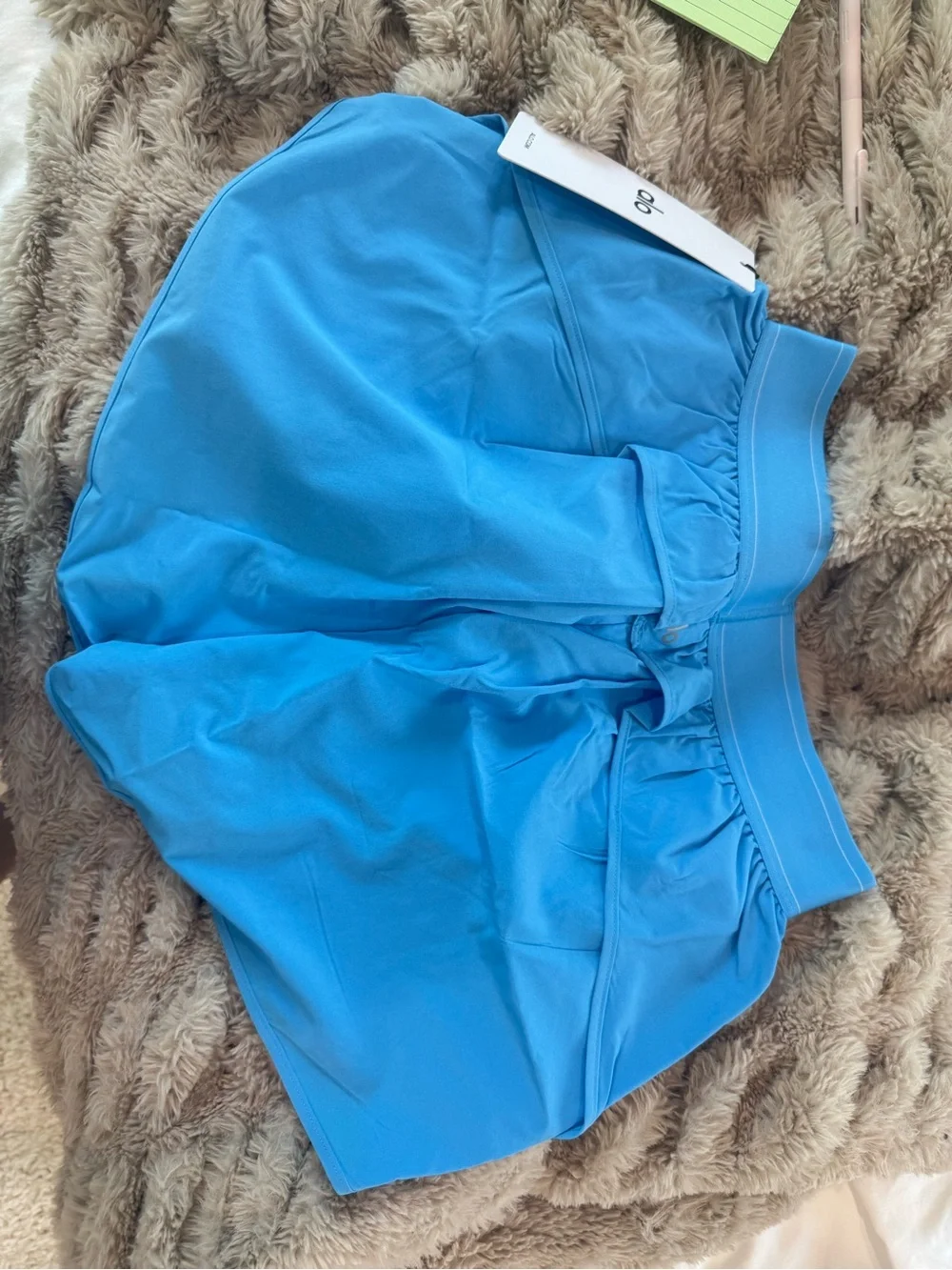 🩵NWT 🩵ALO Yoga Match Point Shorts Medium